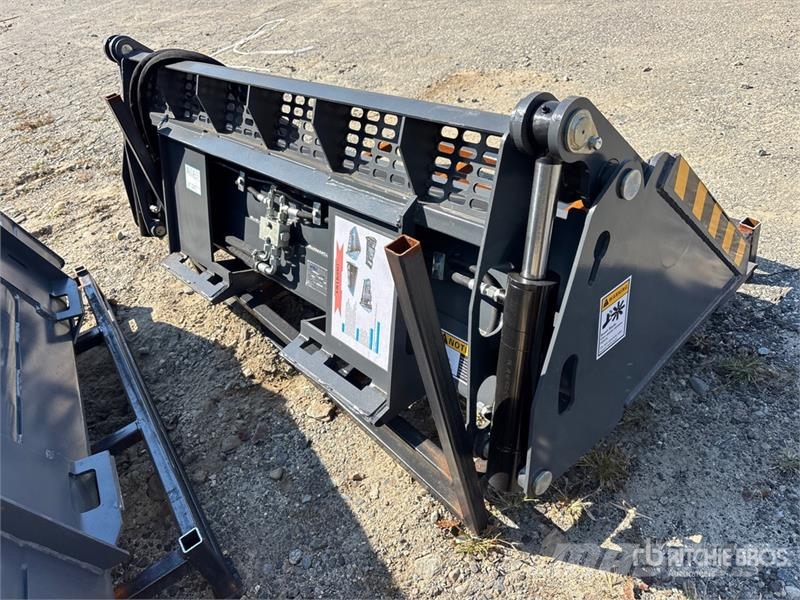 Skyway WBCT-4IN1 72 in Multi-Purpose Skid Steer Bu Kašike / Korpe