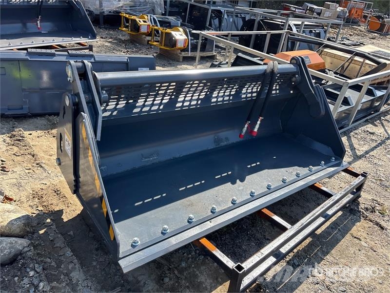  Skyway WBCT-4IN1 72 in Multi-Purpose Skid Steer Bu Kašike / Korpe
