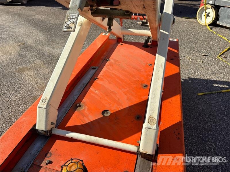 Snorkel S3219E Electric Scissor Lift Šķerveida pacēlāji