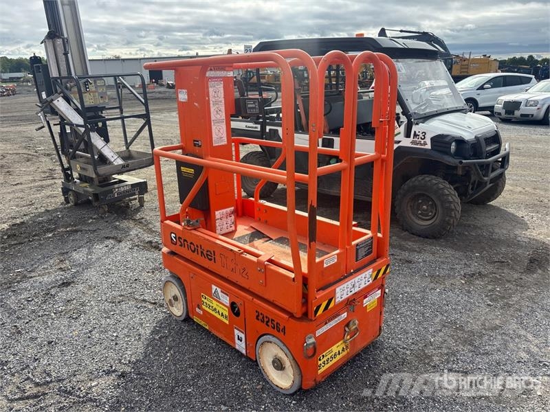 Snorkel TM12 Electric Vertical Mast Lift Вертикальные мачтовые подъемники