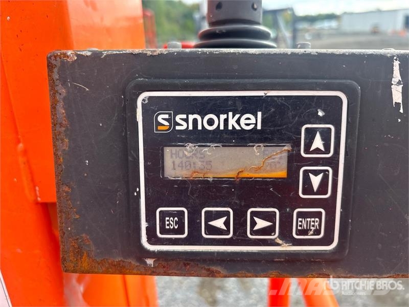 Snorkel TM12 Electric Vertical Mast Lift Вертикальные мачтовые подъемники