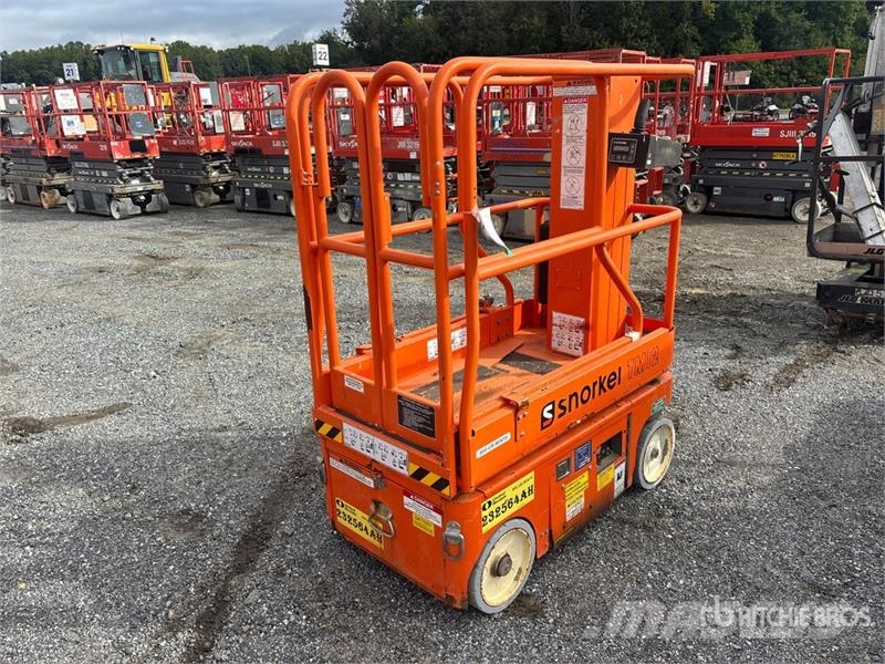 Snorkel TM12 Electric Vertical Mast Lift Вертикальные мачтовые подъемники