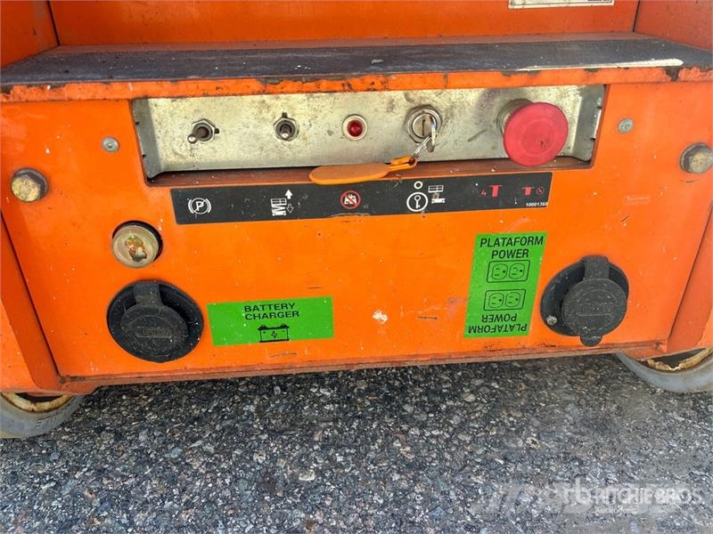 Snorkel TM16E Vertical Mast Lift Vertikaalsed mast tõstukid