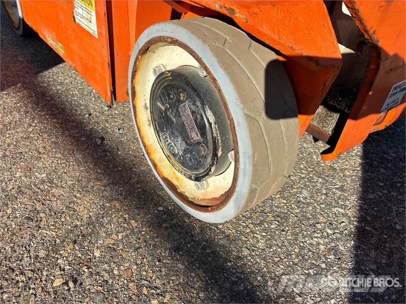 Snorkel TM16E Vertical Mast Lift Vertikaalsed mast tõstukid