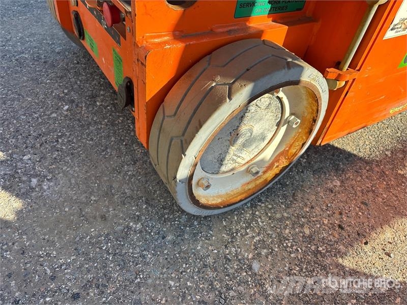 Snorkel TM16E Vertical Mast Lift Vertikaalsed mast tõstukid