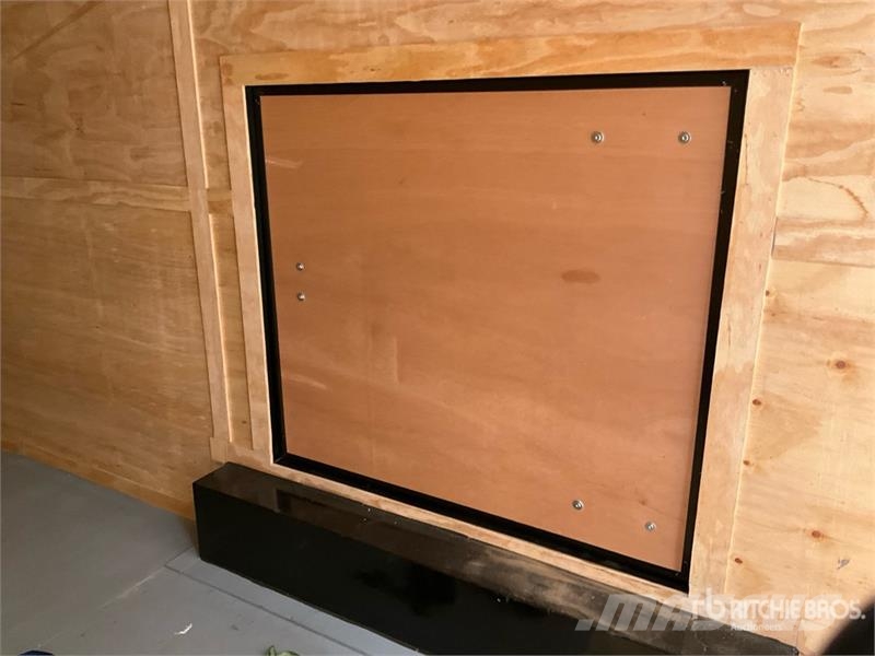 South Georgia SG8528TA3 T/A Enclosed Trailer Prikolice sa sandukom