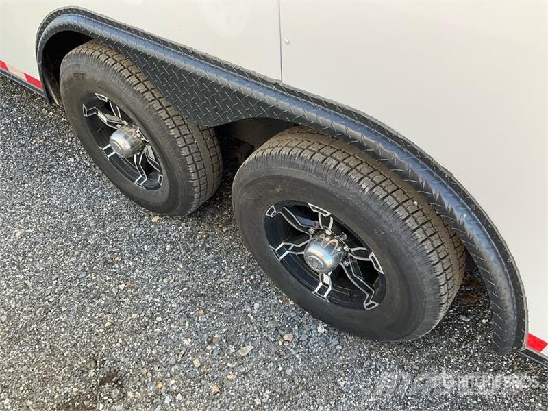 South Georgia SG8528TA3 T/A Enclosed Trailer Prikolice sa sandukom