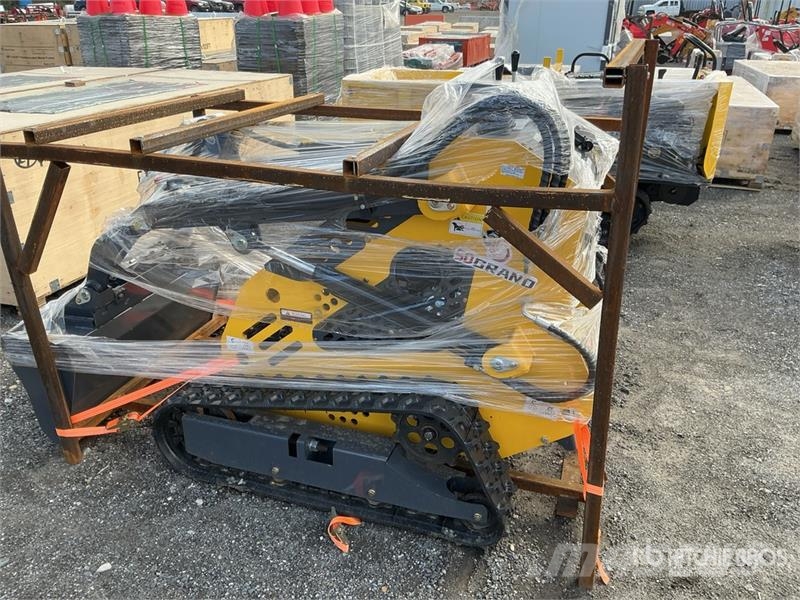 SSL60 Mini Compact Track Loader (Unused) لوادر انزلاقية التوجيه