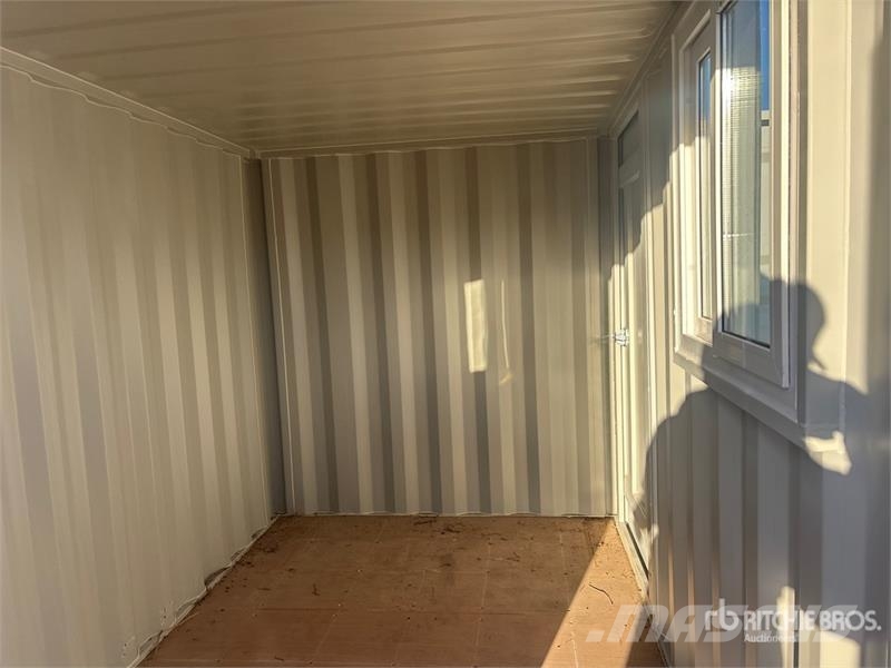 Standard Multi-Door 11 ft Storage Container Recipientes de armazenamento