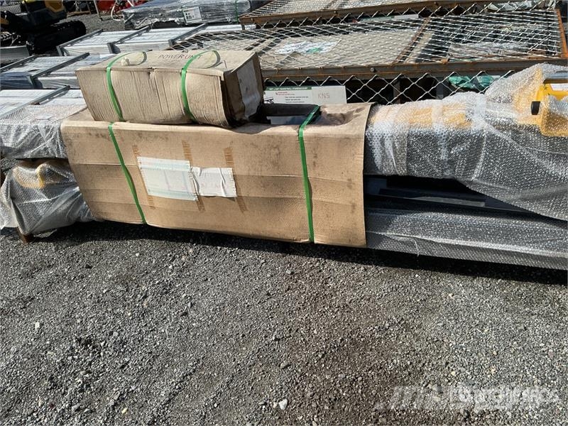 STARVOX JL830 2 Post 10000 lb Vehicle Lift (Unused Sonstige Baumaschinen