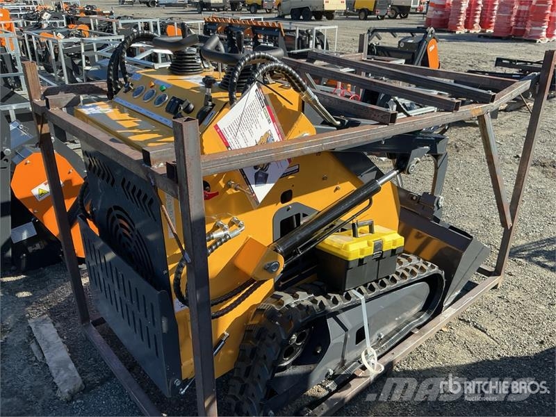 STARVOX SV-480 Mini Compact Track Loader (Unused) スキッドステアローダー