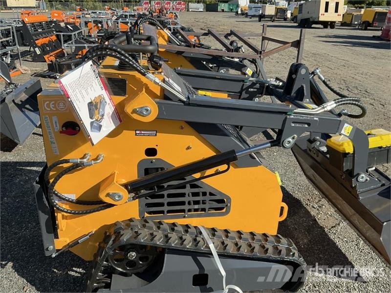 STARVOX SV-480 Mini Compact Track Loader (Unused) スキッドステアローダー