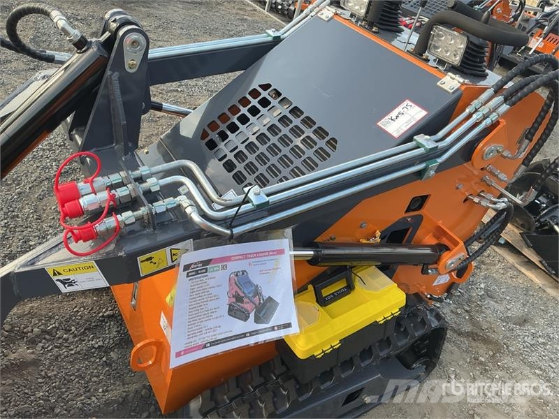 STARVOX SV-480 Mini Compact Track Loader (Unused) Schrankladers