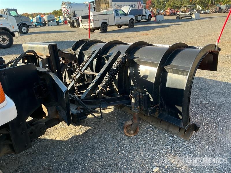 Sterling L8500 4x2 Snow Plow Truck Pilsētas atkritumvedēji