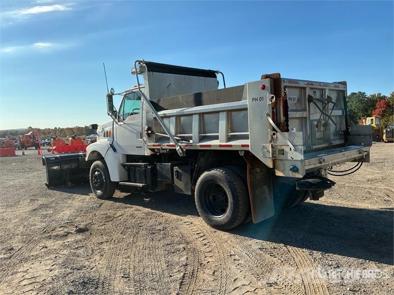 Sterling L8500 4x2 Snow Plow Truck Pilsētas atkritumvedēji