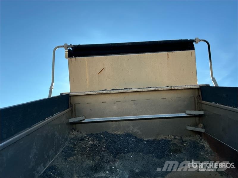 Sterling L8500 4x2 Snow Plow Truck Pilsētas atkritumvedēji