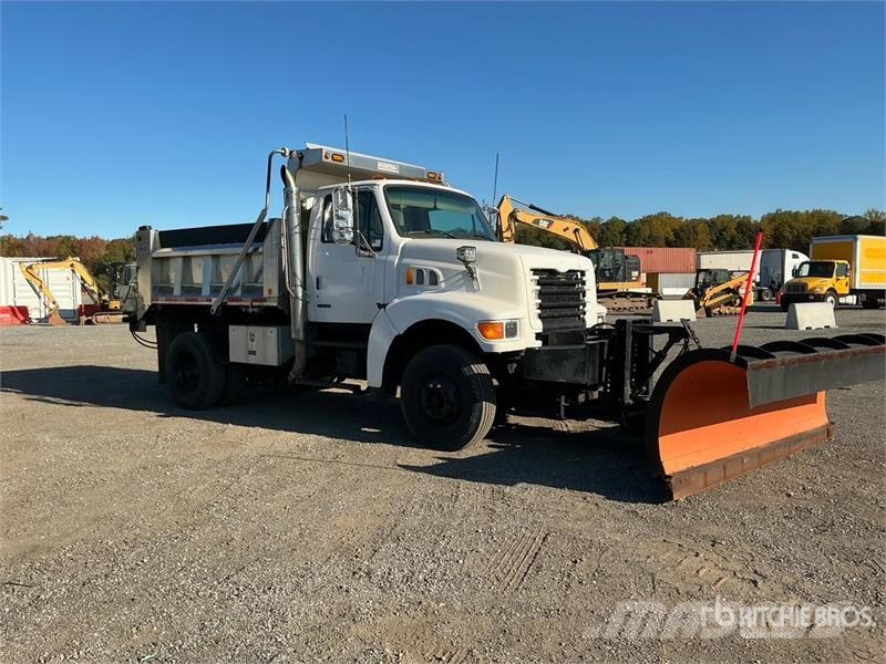 Sterling L8500 4x2 Snow Plow Truck Pilsētas atkritumvedēji