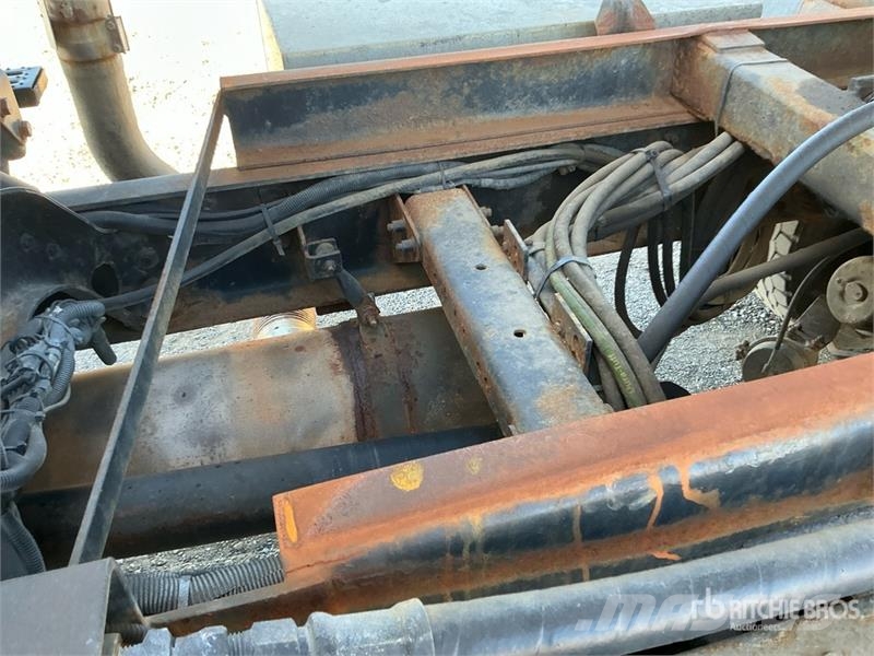 Sterling L8500 4x2 Snow Plow Truck Pilsētas atkritumvedēji