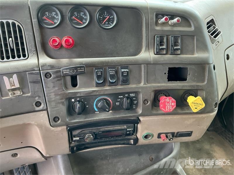 Sterling L9500 Recovery vozila