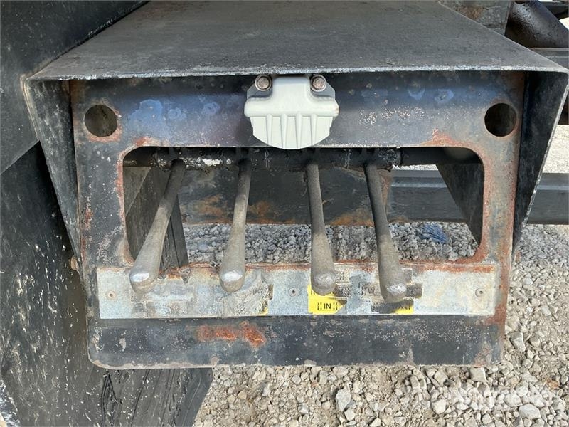 Sterling L9500 Šleperi za vozila