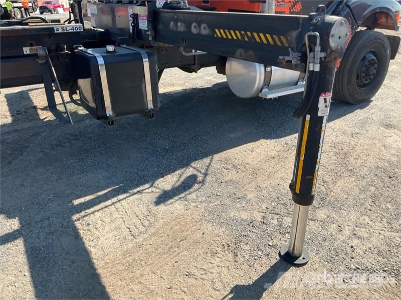 Sterling L9500 6x4 Hooklift Truck w/ Hiab Knuckle Boom Camiones polibrazo
