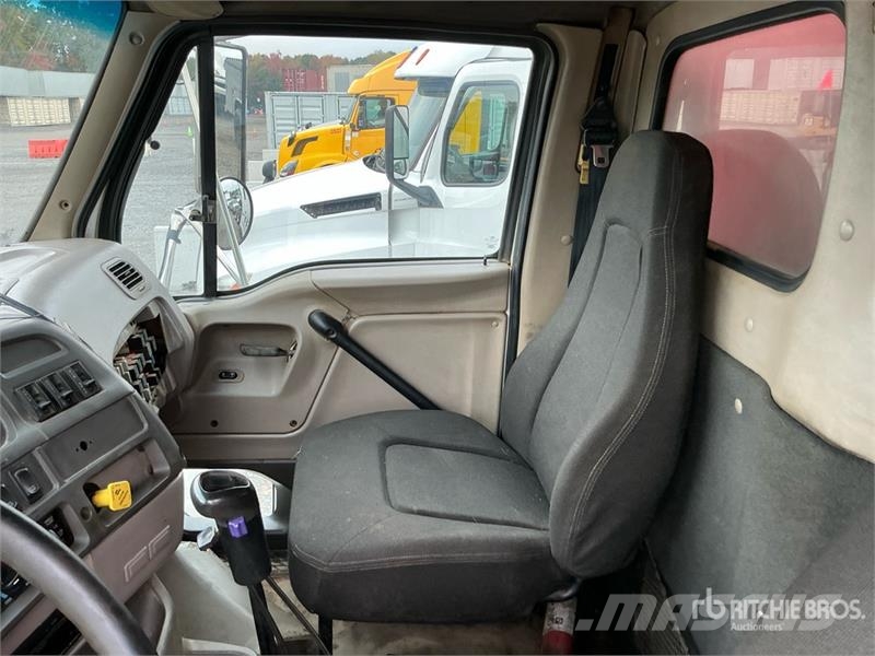 Sterling LT9500 Camion ribaltabili