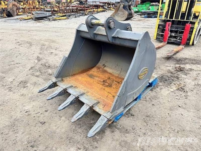 Strickland 48 in. Excavator Bucket دلاء