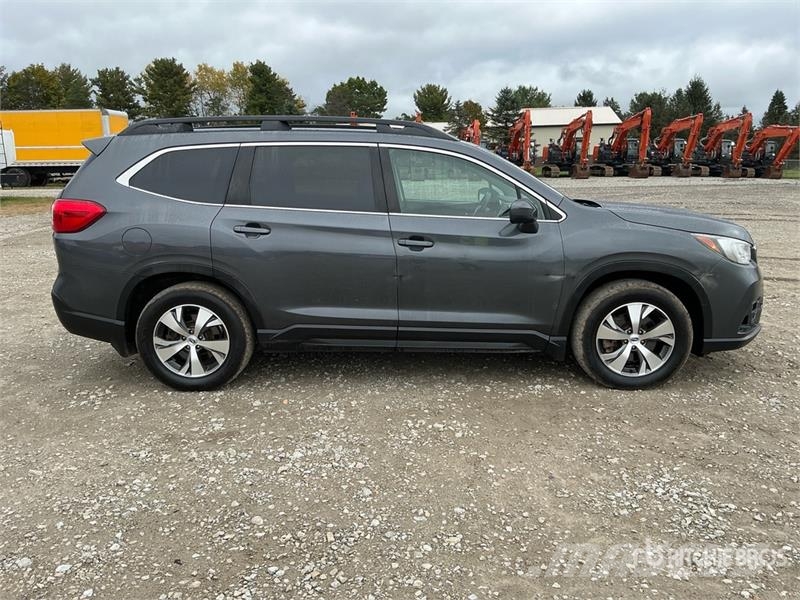 Subaru Ascent AWD SUV Avtomobili