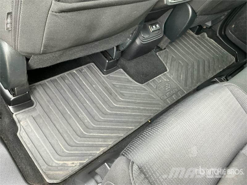 Subaru Ascent AWD SUV Avtomobili