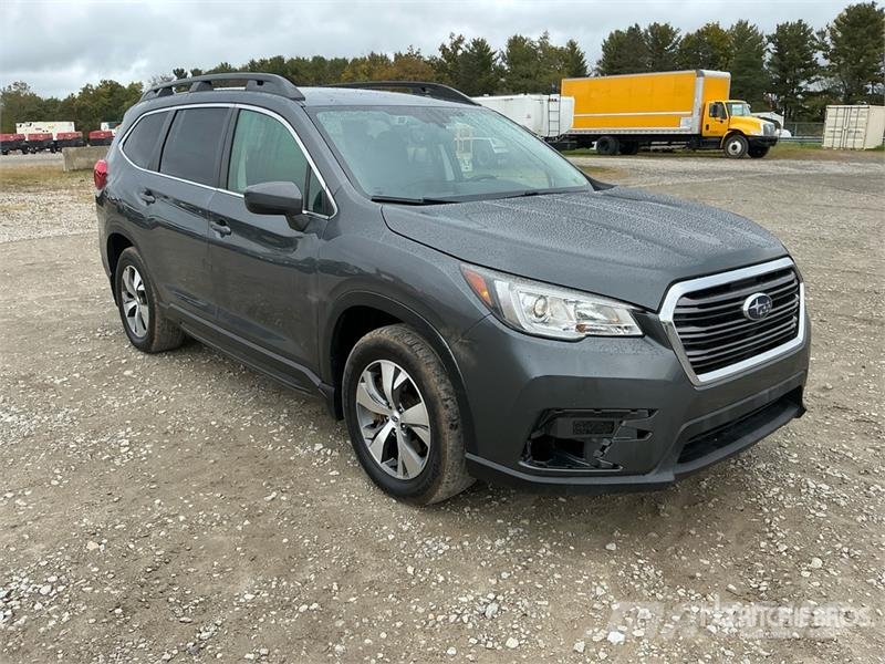 Subaru Ascent AWD SUV Avtomobili