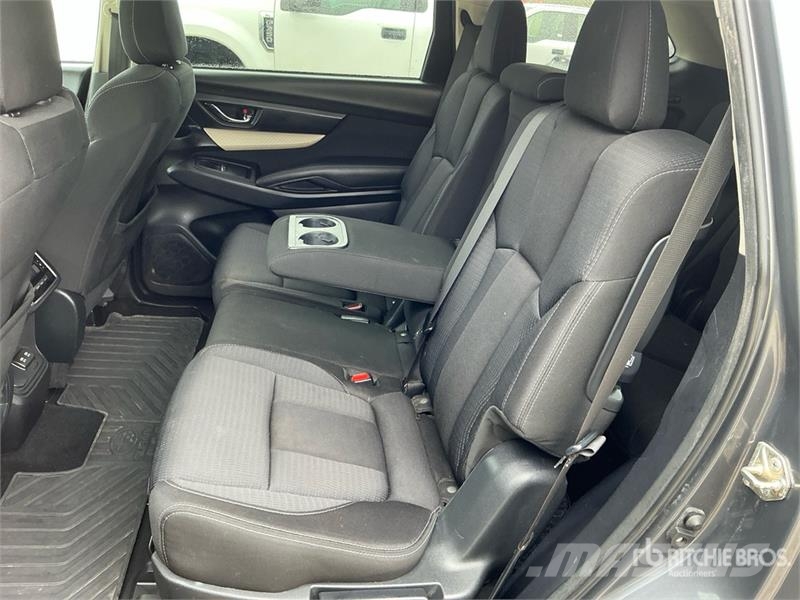 Subaru Ascent AWD SUV Avtomobili