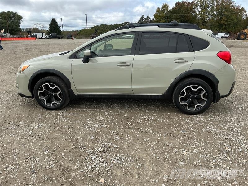 Subaru Crosstrek XV AWD SUV Avtomobili