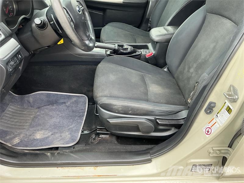 Subaru Crosstrek XV AWD SUV Avtomobili