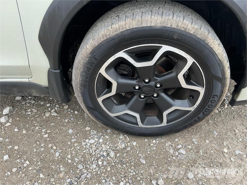 Subaru Crosstrek XV AWD SUV Avtomobili