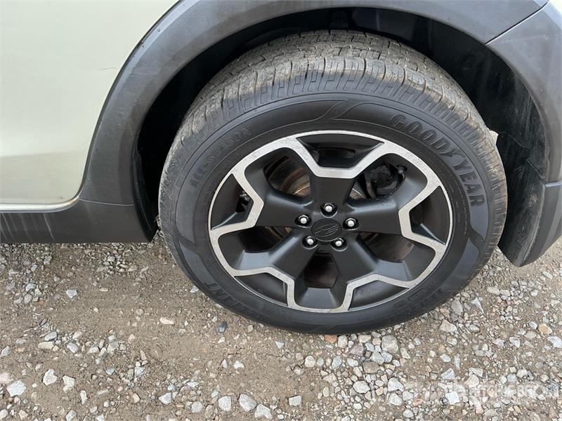 Subaru Crosstrek XV AWD SUV Avtomobili