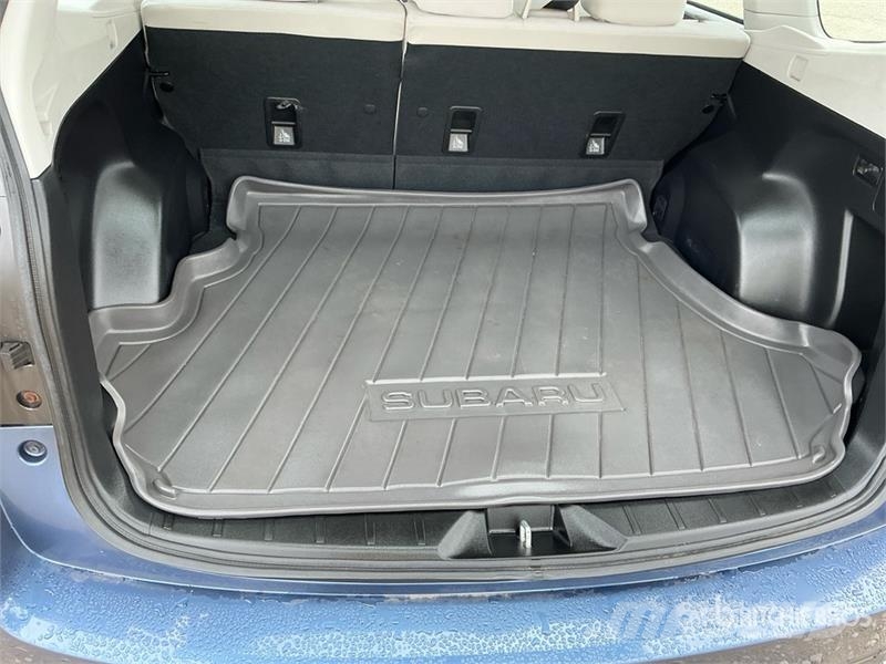 Subaru Forester AWD SUV Avtomobili