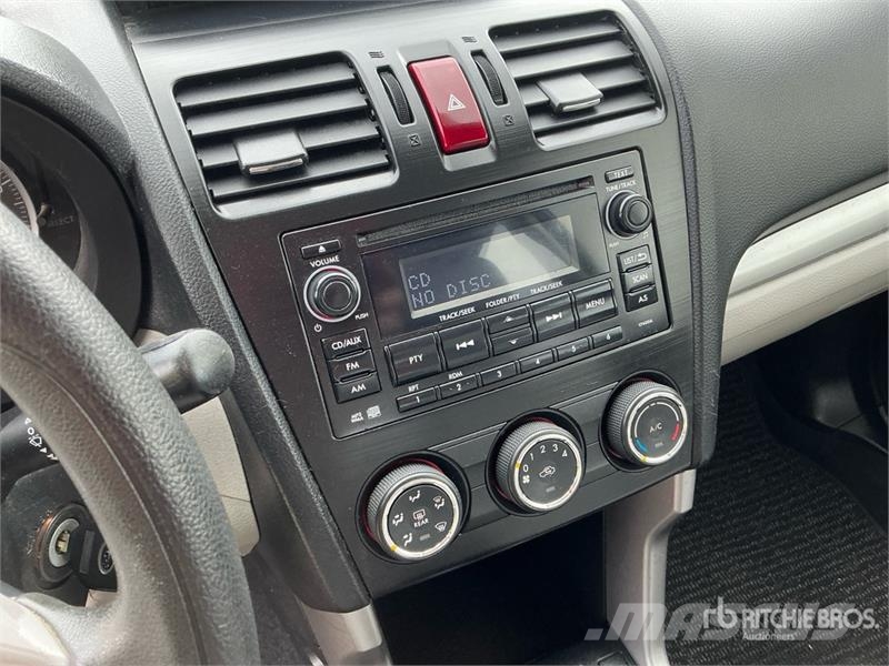 Subaru Forester AWD SUV Avtomobili