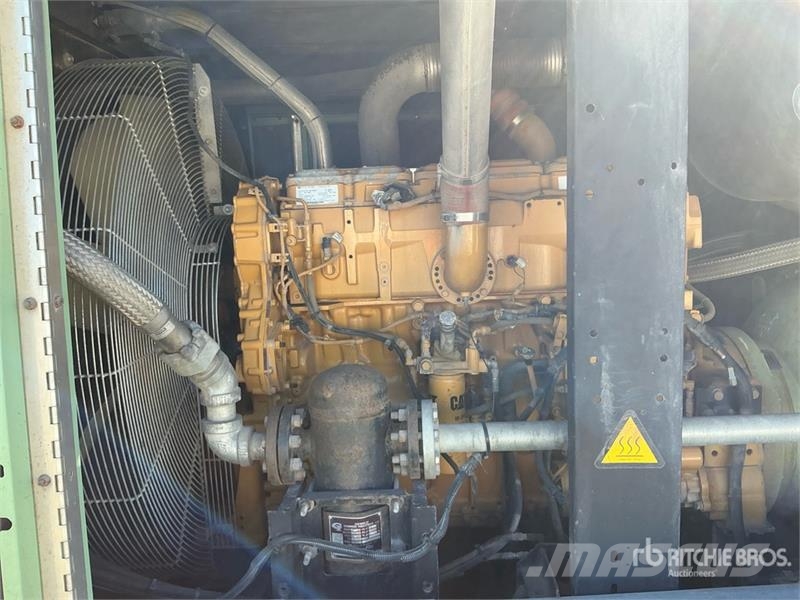 Sullair 1150XH 1150 cfm Mobile Air Compressor 콤푸레샤