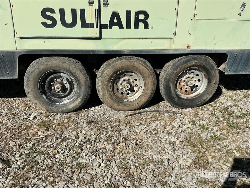 Sullair 1150XH 1150 cfm Mobile Air Compressor 콤푸레샤
