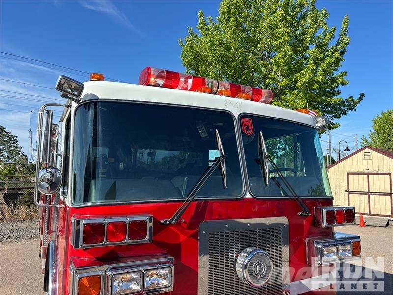 Sutphen Deluge 4x2 Crew Cab Fire Truck Hasičské vozy