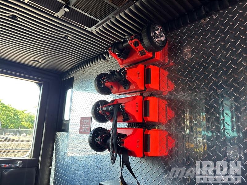 Sutphen Deluge 4x2 Crew Cab Fire Truck Hasičské vozy