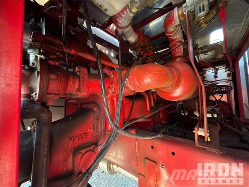 Sutphen Deluge 4x2 Crew Cab Fire Truck Hasičské vozy