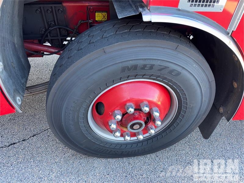 Sutphen Deluge 4x2 Crew Cab Fire Truck Hasičské vozy
