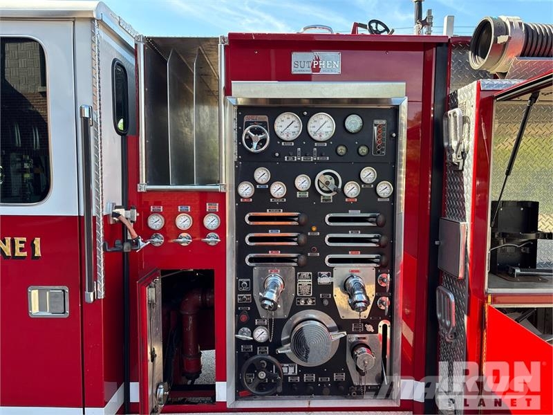 Sutphen Deluge 4x2 Crew Cab Fire Truck Hasičské vozy