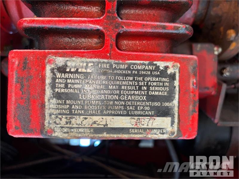 Sutphen Deluge 4x2 Crew Cab Fire Truck Hasičské vozy