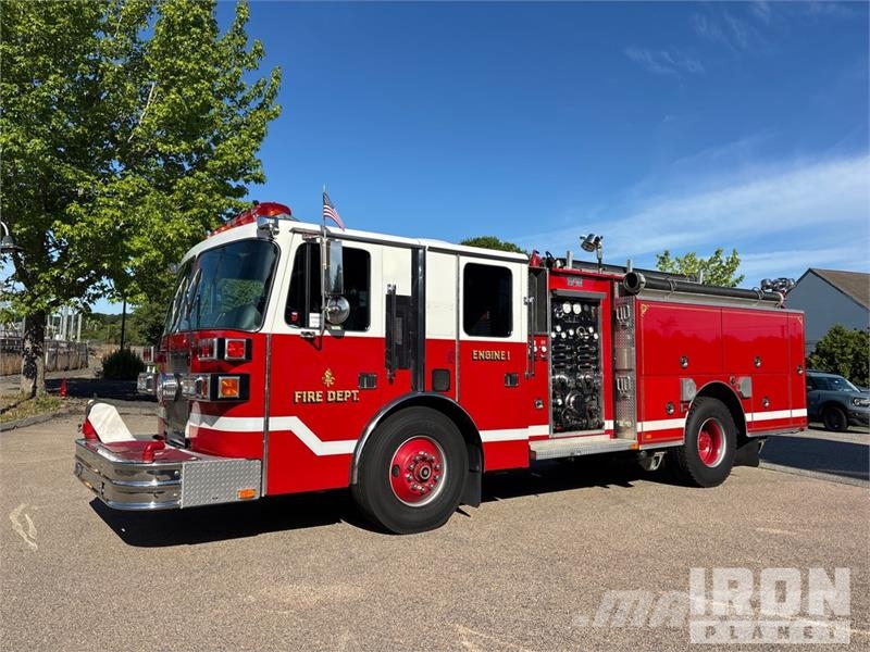 Sutphen Deluge 4x2 Crew Cab Fire Truck Hasičské vozy