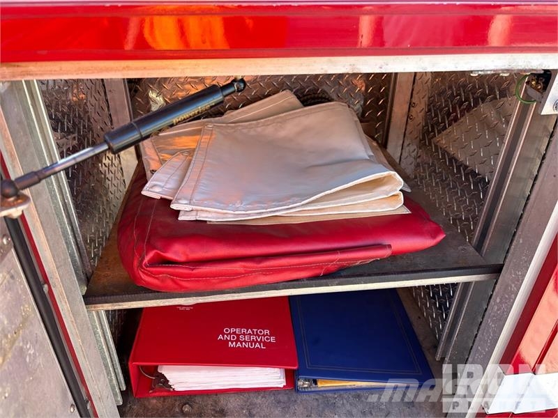 Sutphen Deluge 4x2 Crew Cab Fire Truck Hasičské vozy