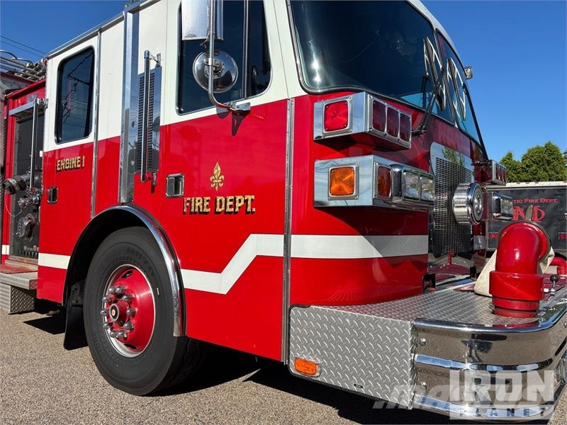 Sutphen Deluge 4x2 Crew Cab Fire Truck Hasičské vozy