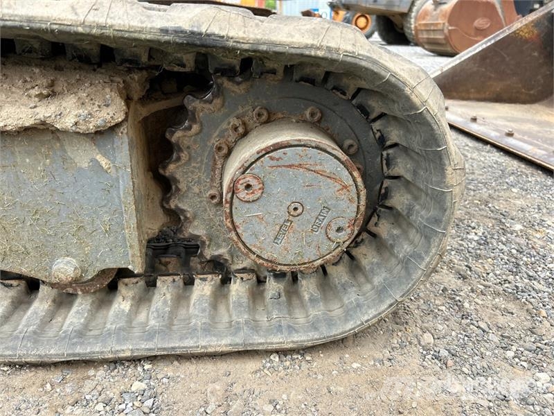 Takeuchi TB225R Miniexcavadoras