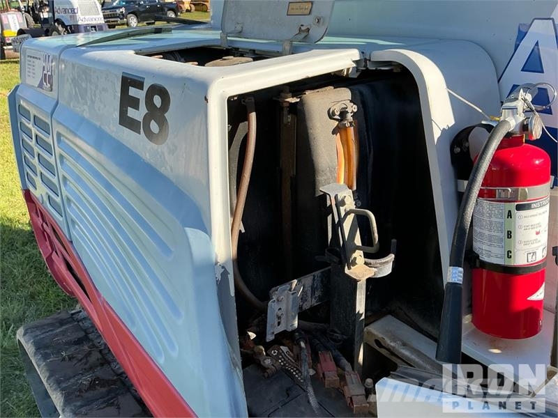 Takeuchi TB250 Mini rýpadla < 7t